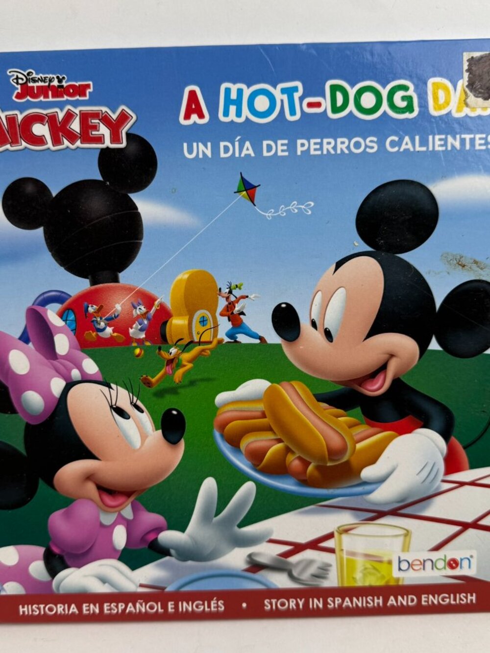 Disney Junior Mickey Mouse Clubhouse A HotDog Day Bilingual English Spanish Book